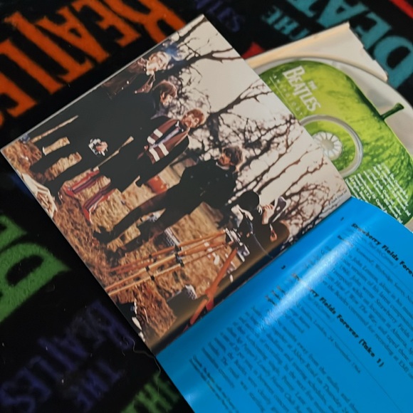 The Beatles Anthology Volume 2 [Apple Records, 1996] CD Set of 2 w/Booklet EUC - Picture 6 of 12